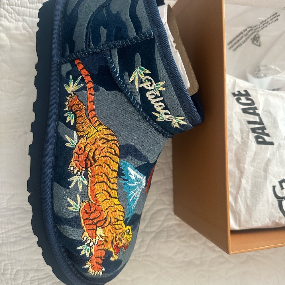 Palace Embroidered Tiger Slippers